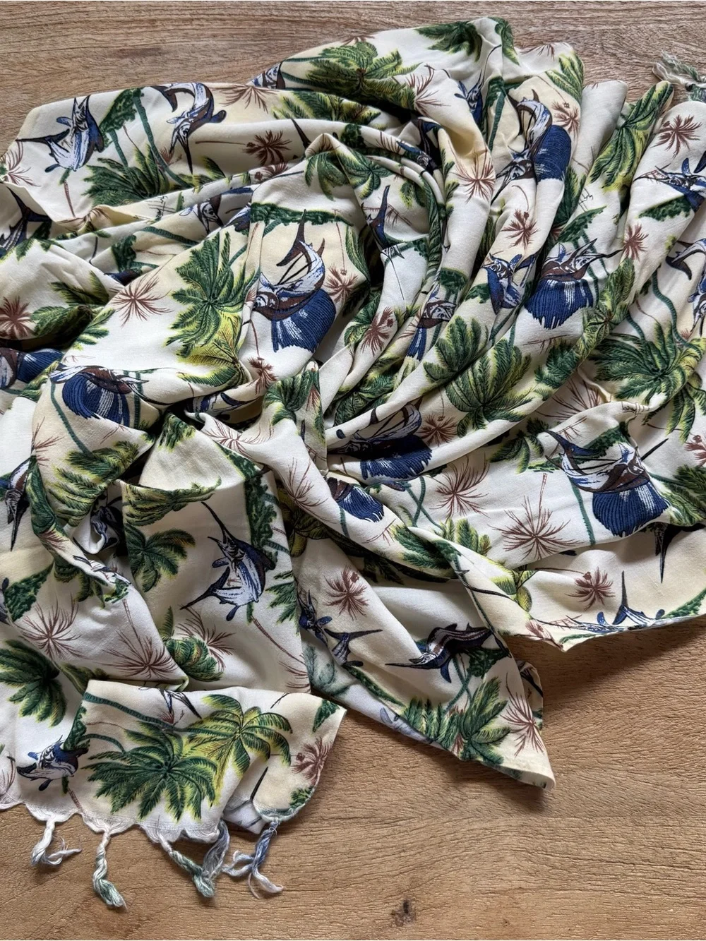 Guy Harvey 100% Rayon Tropical Marlin Palm Tree Fringe Scarf Wrap 40x62